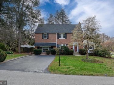 802 PLEASANT HILL ROAD, WALLINGFORD, PA 19086