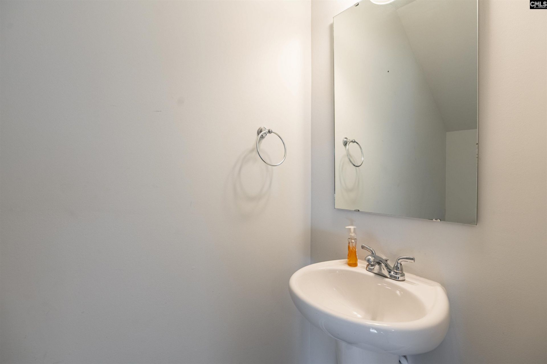 2249 Trakand Drive  Photo 11