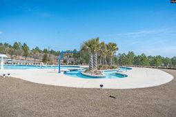 2249 Trakand Drive  photo 4