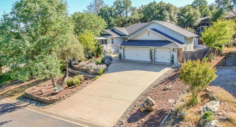 234 Mistletoe Ct, Angels Camp, CA 95222 Photo