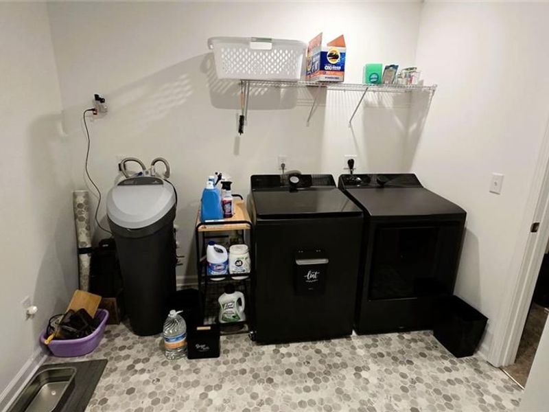 1702 Chevington Chase, Tipp City, OH 45371 Photo 38