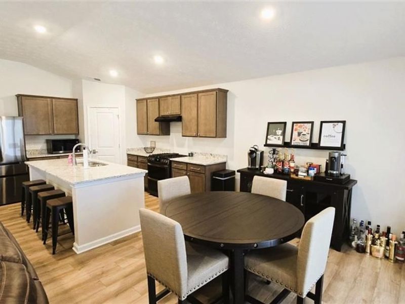 1702 Chevington Chase, Tipp City, OH 45371 Photo 9