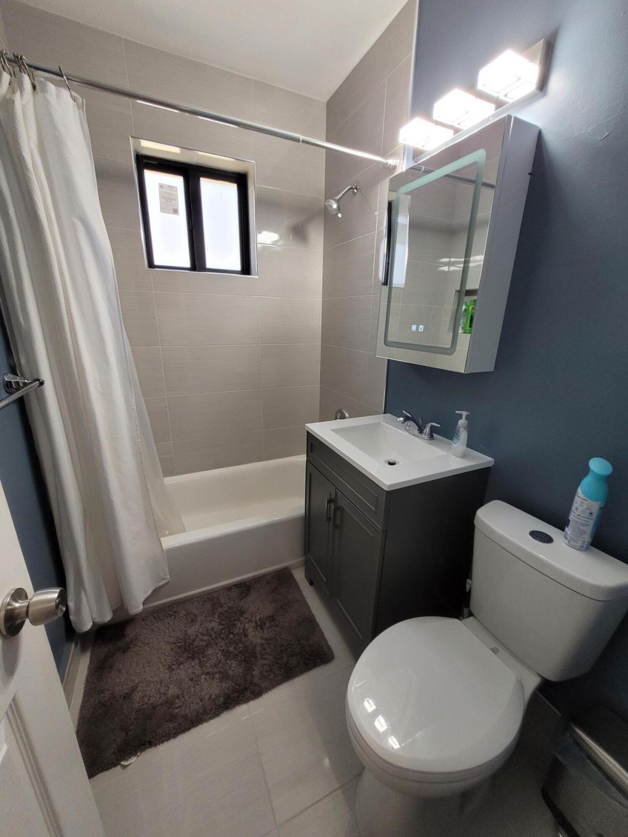 1060 NE 122nd Street, North Miami, FL 33161 Photo
