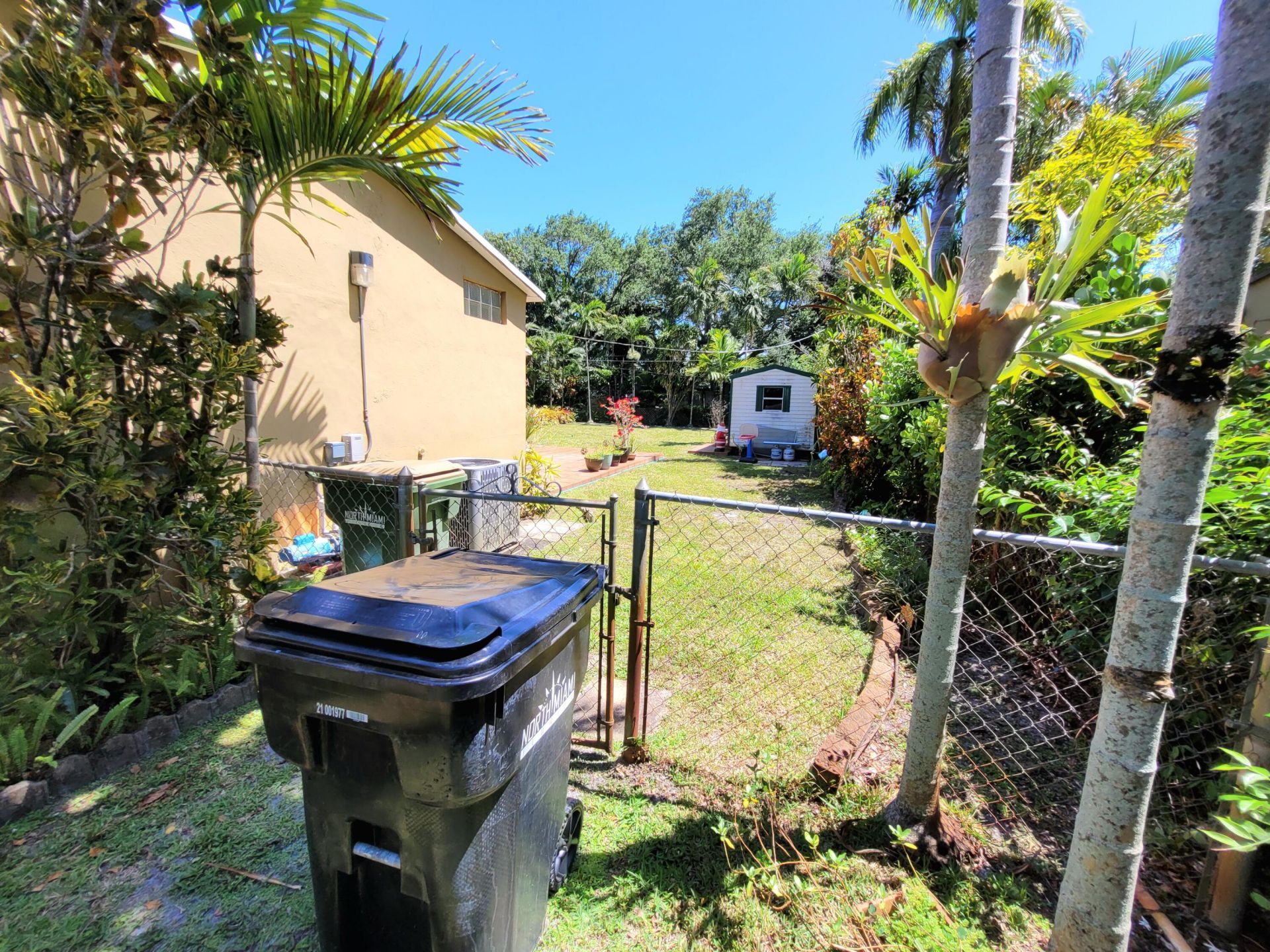 1060 NE 122nd Street, North Miami, FL 33161 Photo