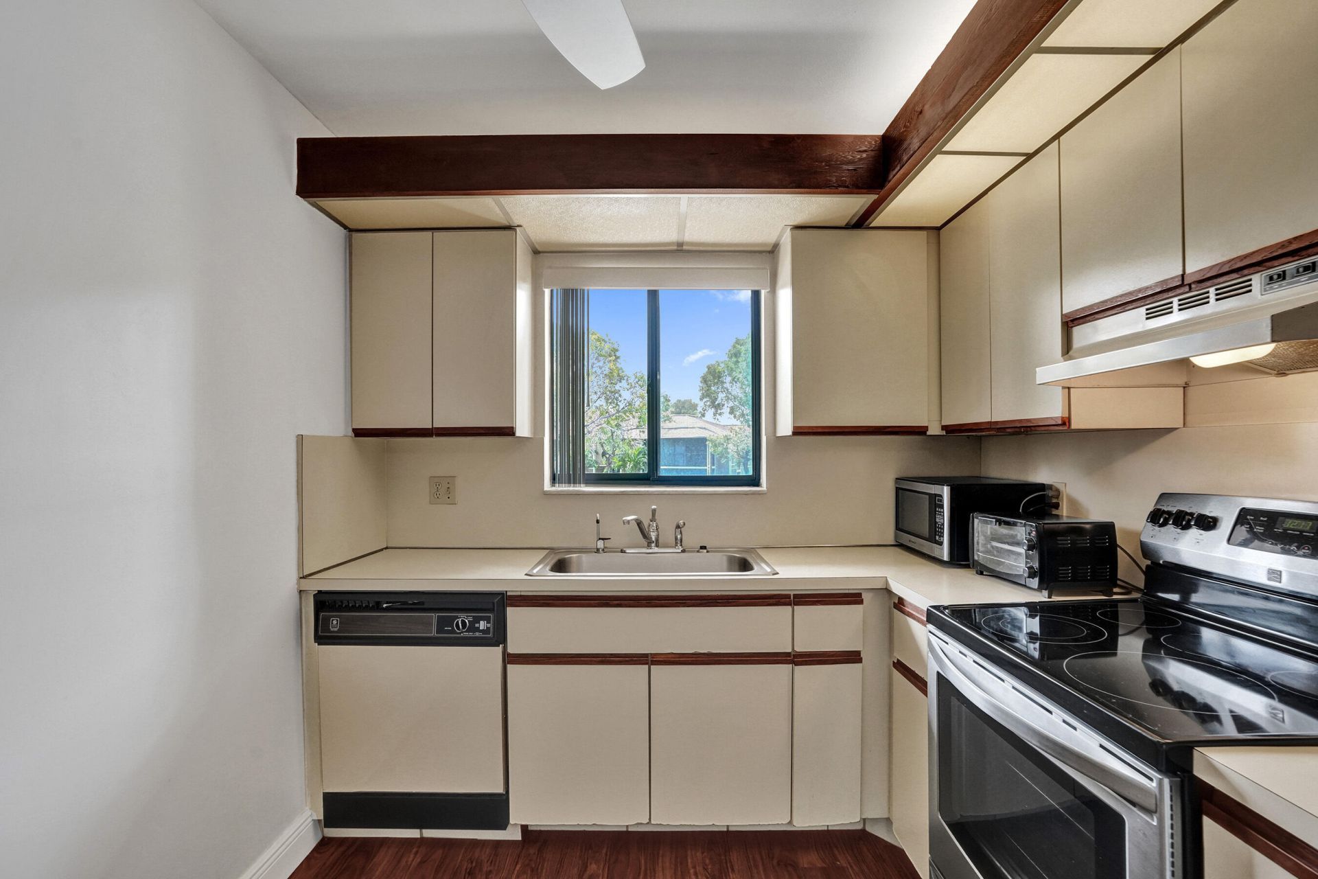 7432 Ashmont Circle, Unit 208, Tamarac, FL 33321 Photo