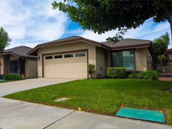 2944 Hyde Park Circle, Riverside, CA 92506
