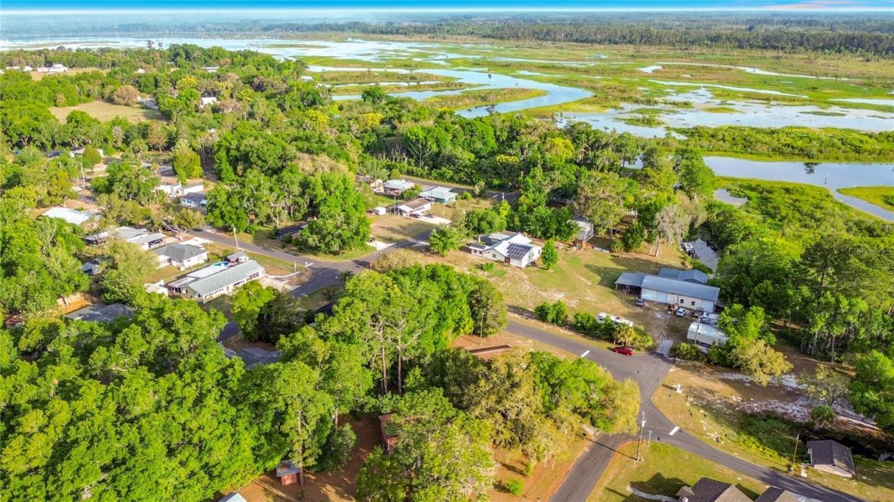 5120 W Marge Lane , Dunnellon, FL 34433 Photo