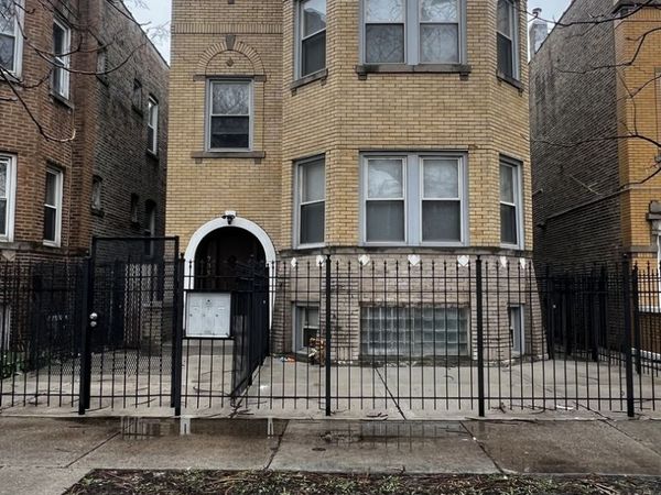 735 N Hamlin Avenue, Unit 1, Chicago, IL 60624