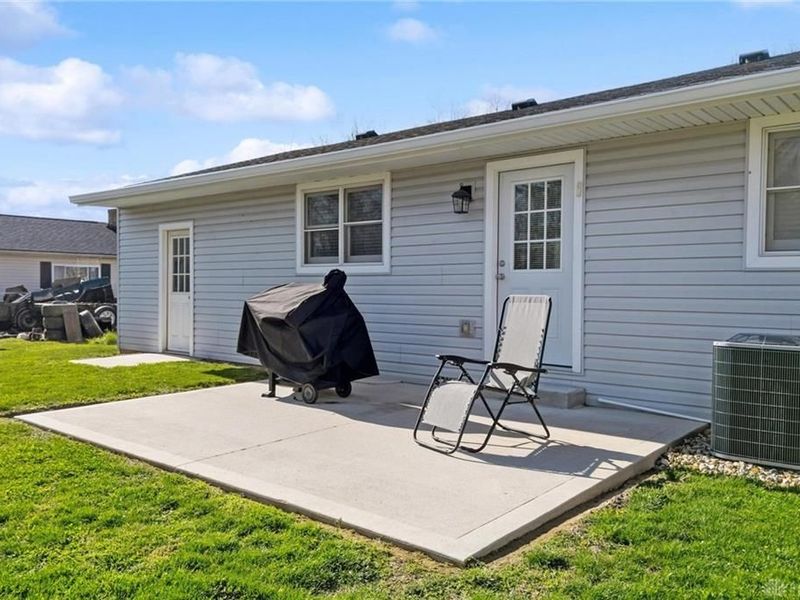 3959 Navajo Trail, New Jasper Township, OH 45335 Photo 6