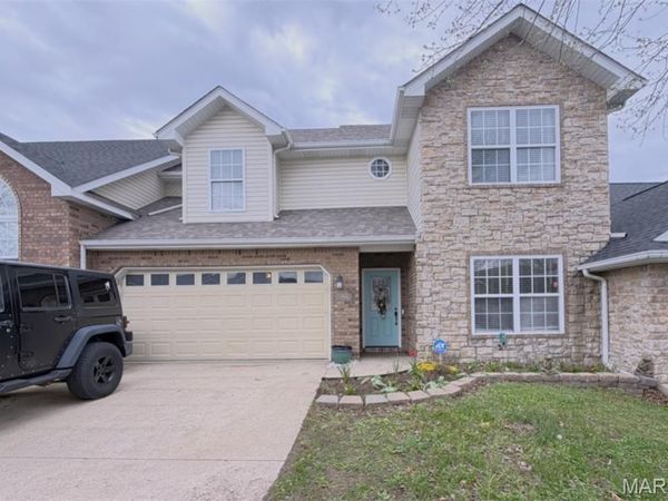 290 Carmel Valley Way , Unit C, St Robert, MO 65584