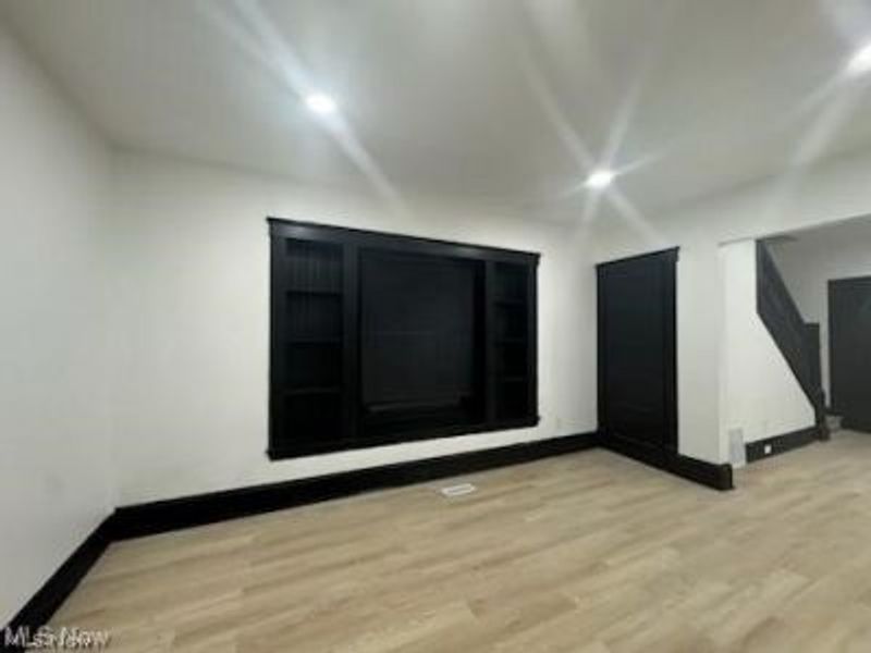 7728 Colgate Avenue, Cleveland, OH 44102 Photo 12