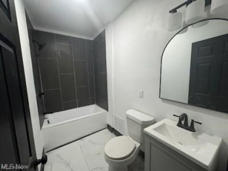 7728 Colgate Avenue, Cleveland, OH 44102 Photo 14