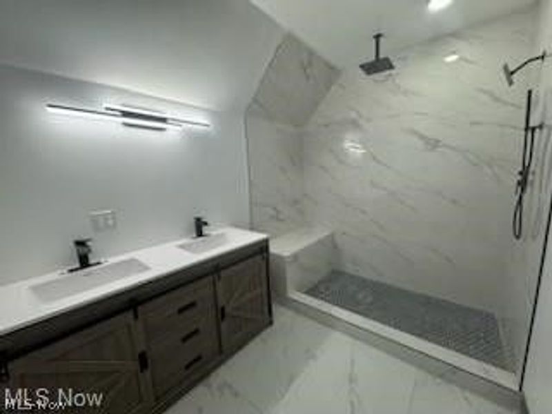 7728 Colgate Avenue, Cleveland, OH 44102 Photo 18