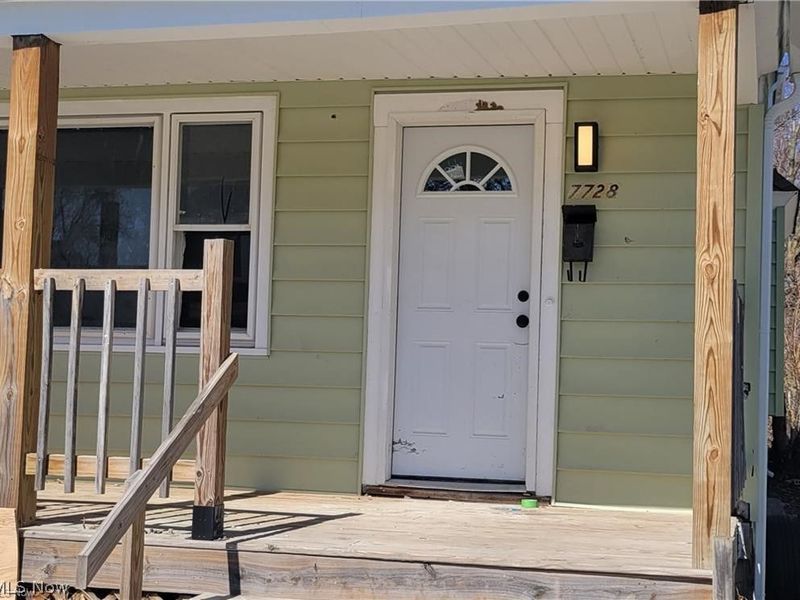 7728 Colgate Avenue, Cleveland, OH 44102 Photo 2