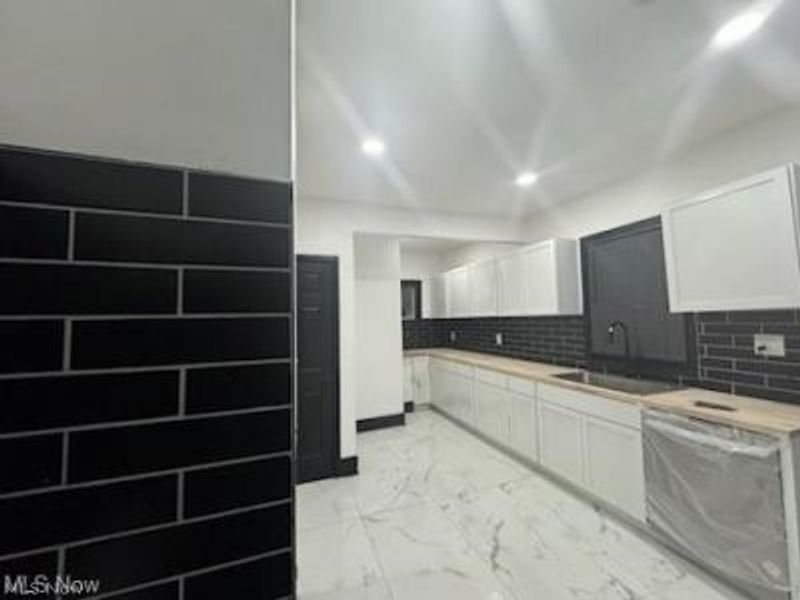 7728 Colgate Avenue, Cleveland, OH 44102 Photo 7