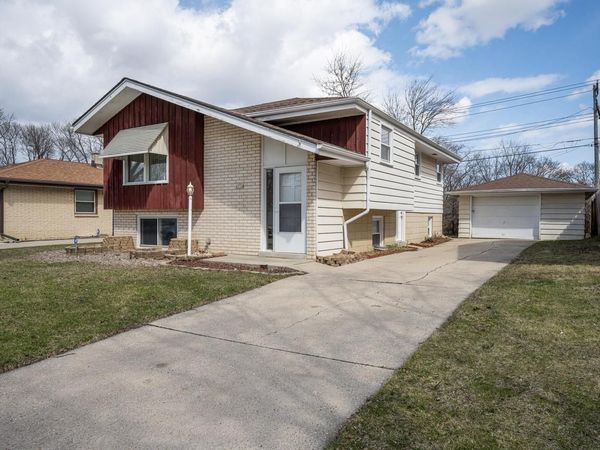 4954 N 85th STREET, Milwaukee, WI 53225