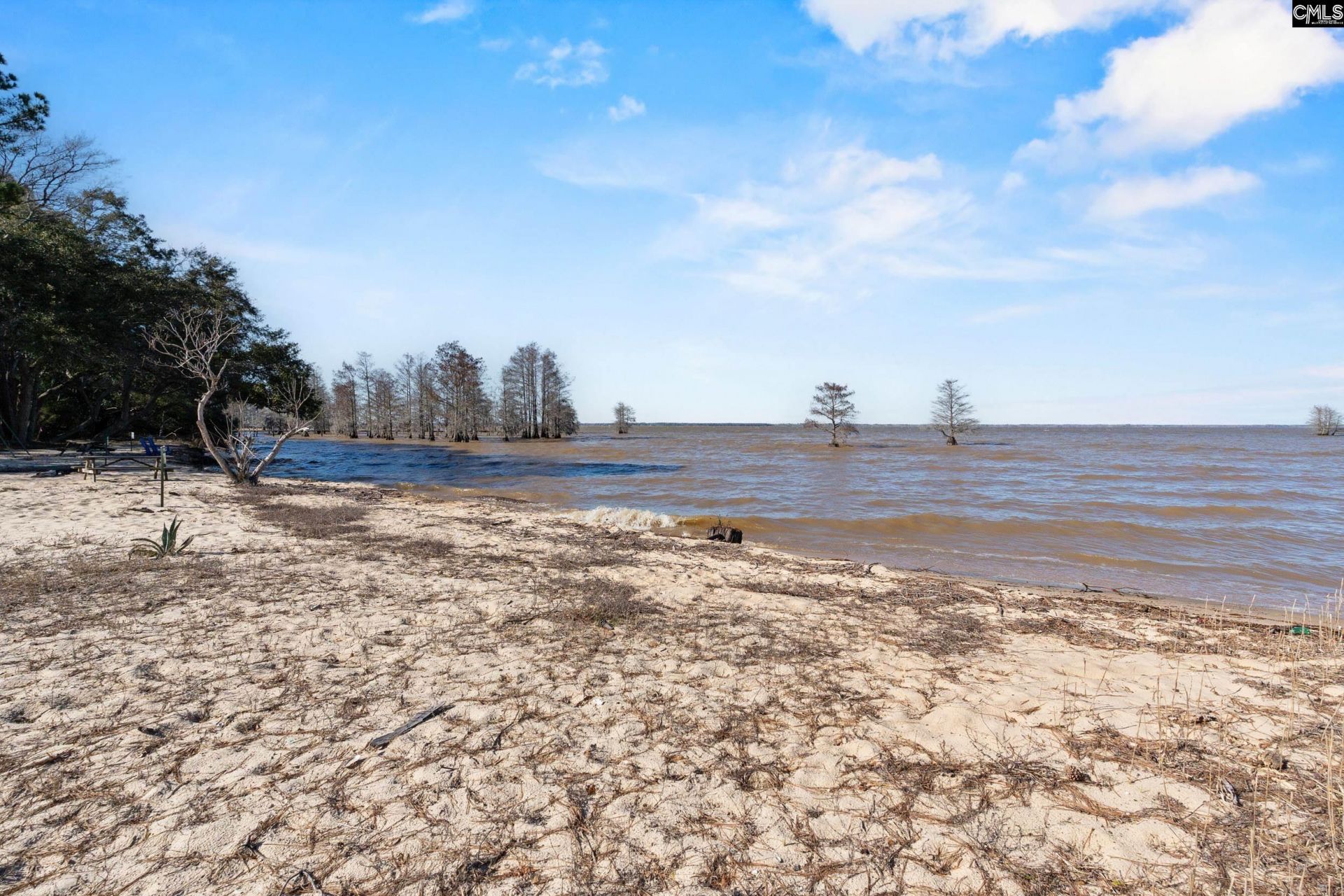 143 Severance Lane  Photo 14