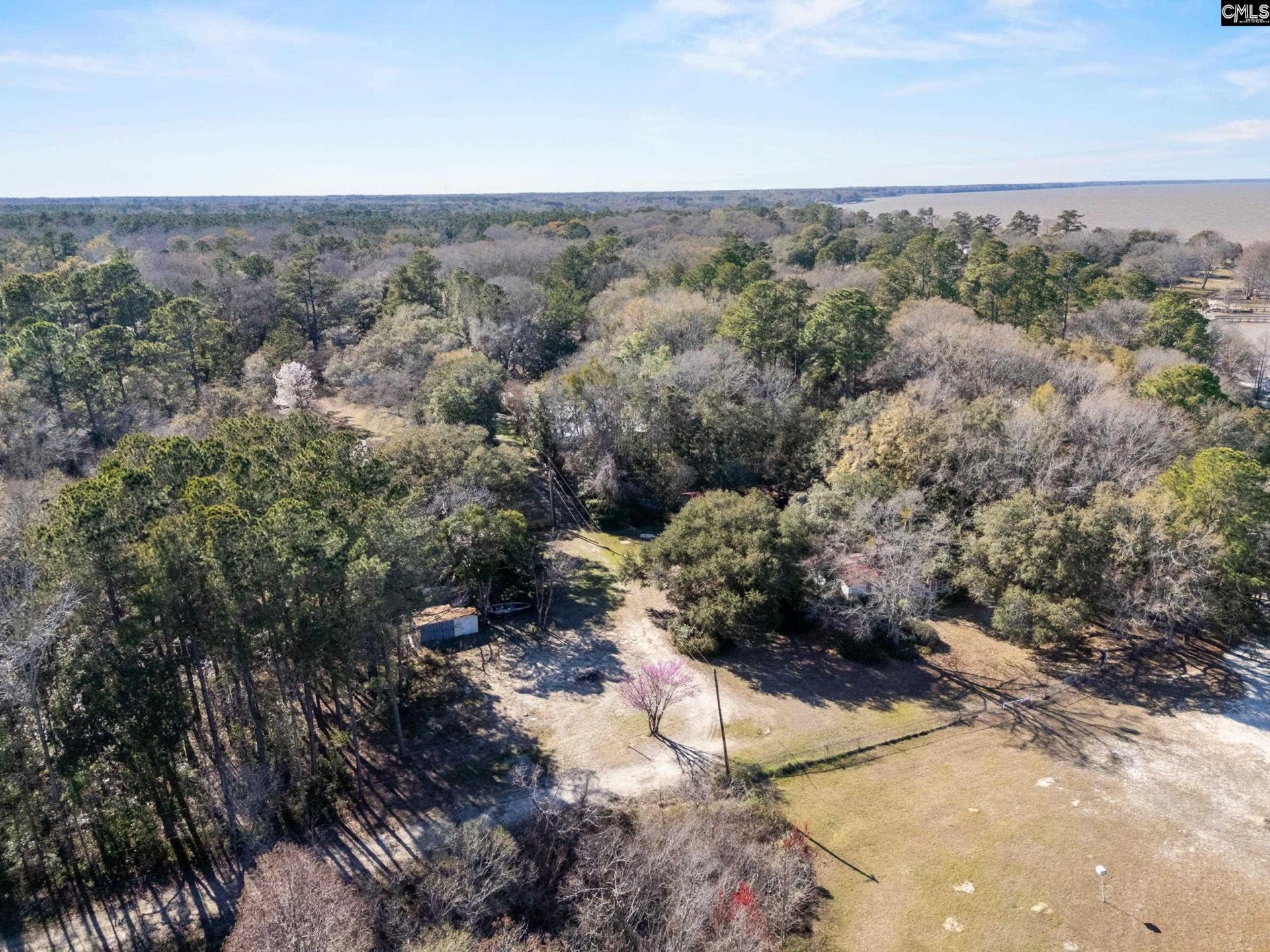 143 Severance Lane  Photo 7