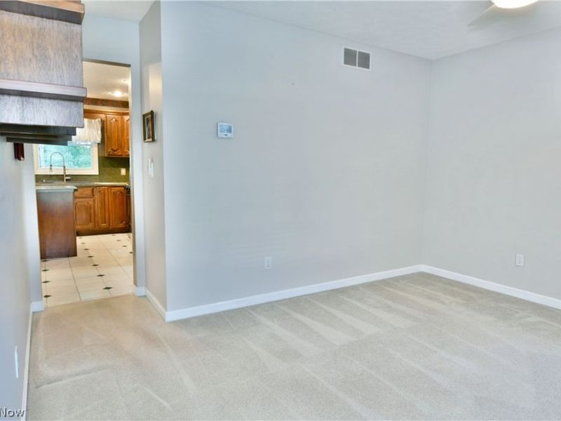 19 Spring Creek Drive, Cortland, OH 44410 Photo 17