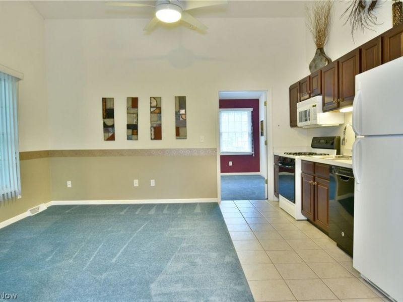 19 Spring Creek Drive, Cortland, OH 44410 Photo 25