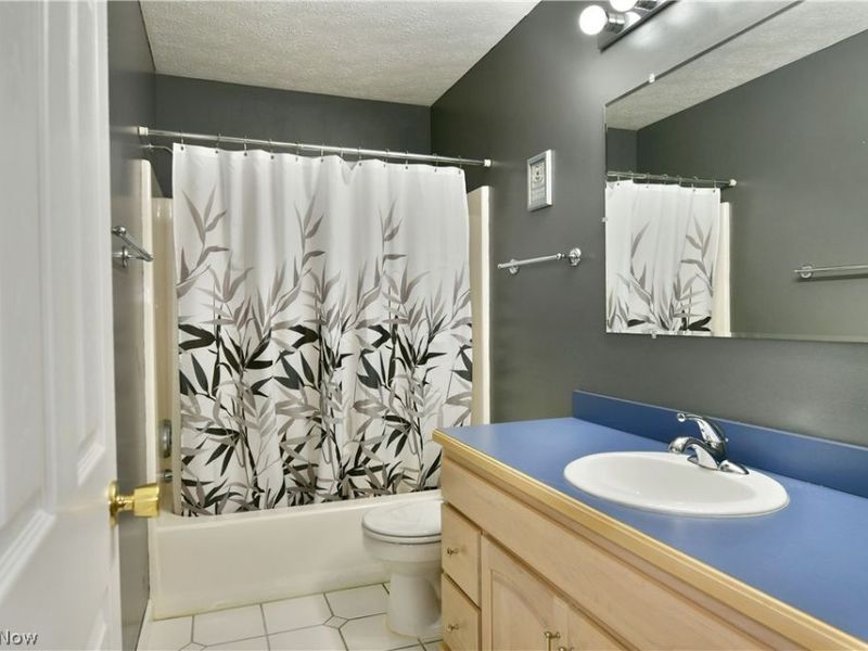 19 Spring Creek Drive, Cortland, OH 44410 Photo 47