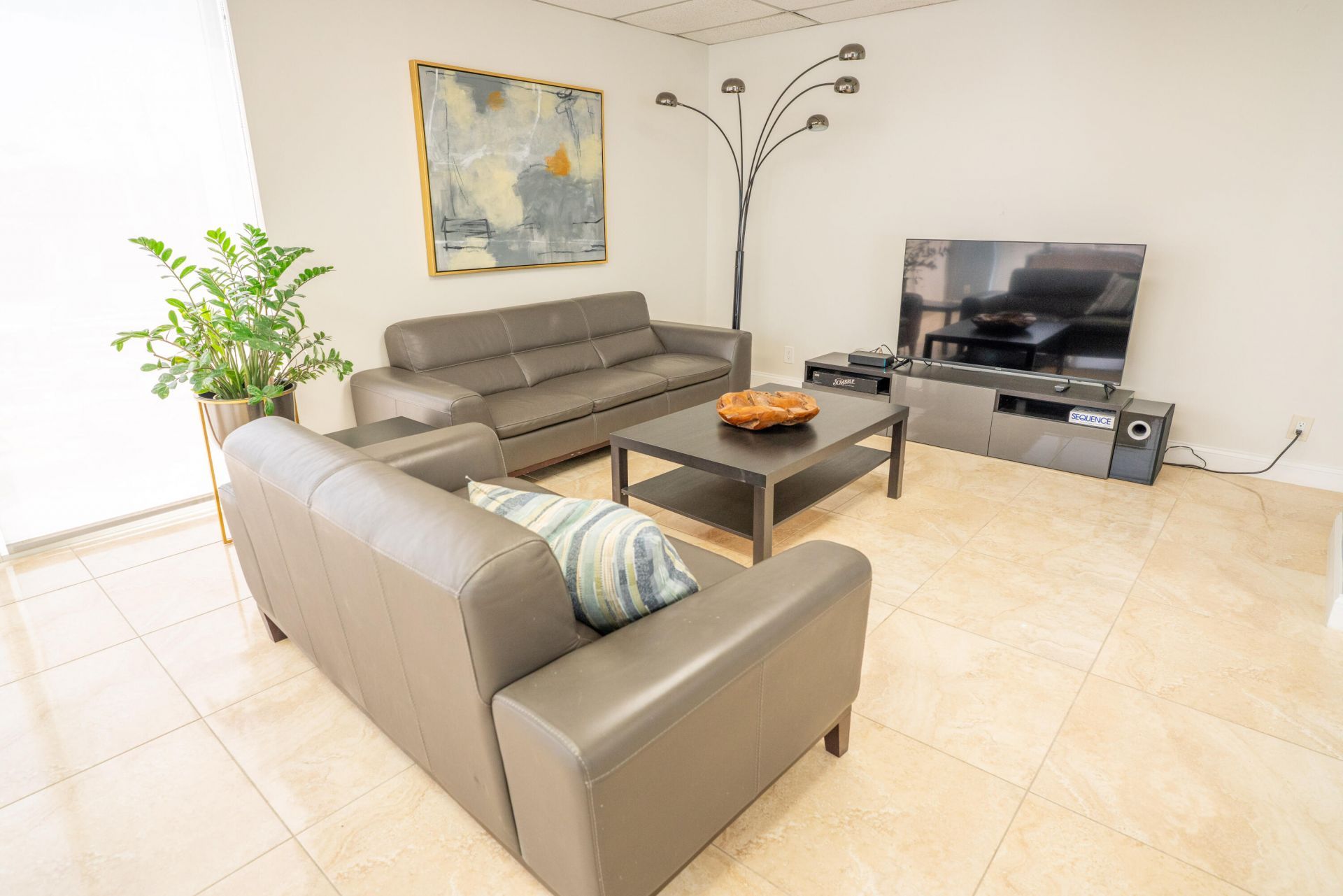 2701 N Ocean Boulevard, Unit 2b, Fort Lauderdale, FL 33308 Photo