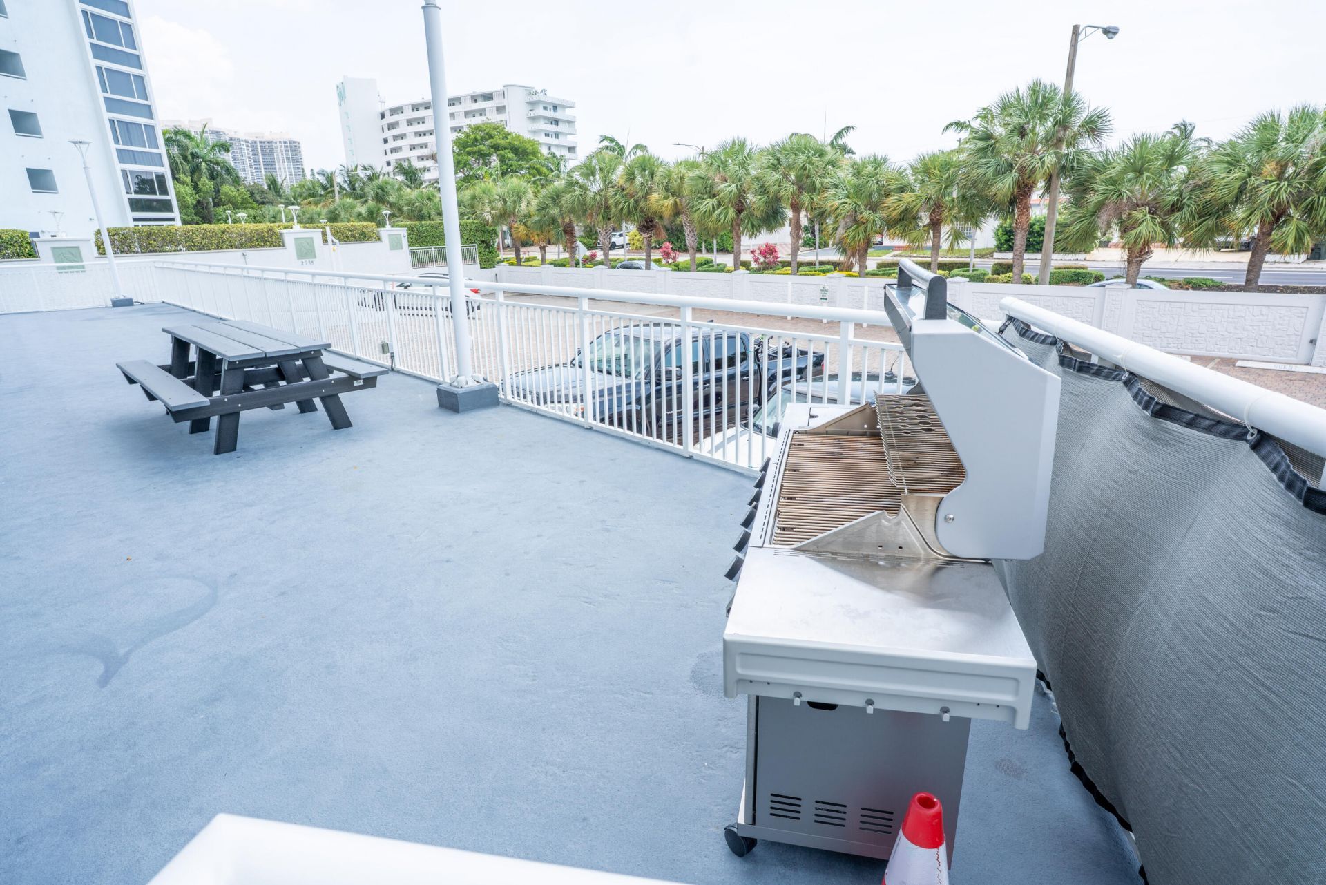 2701 N Ocean Boulevard, Unit 2b, Fort Lauderdale, FL 33308 Photo