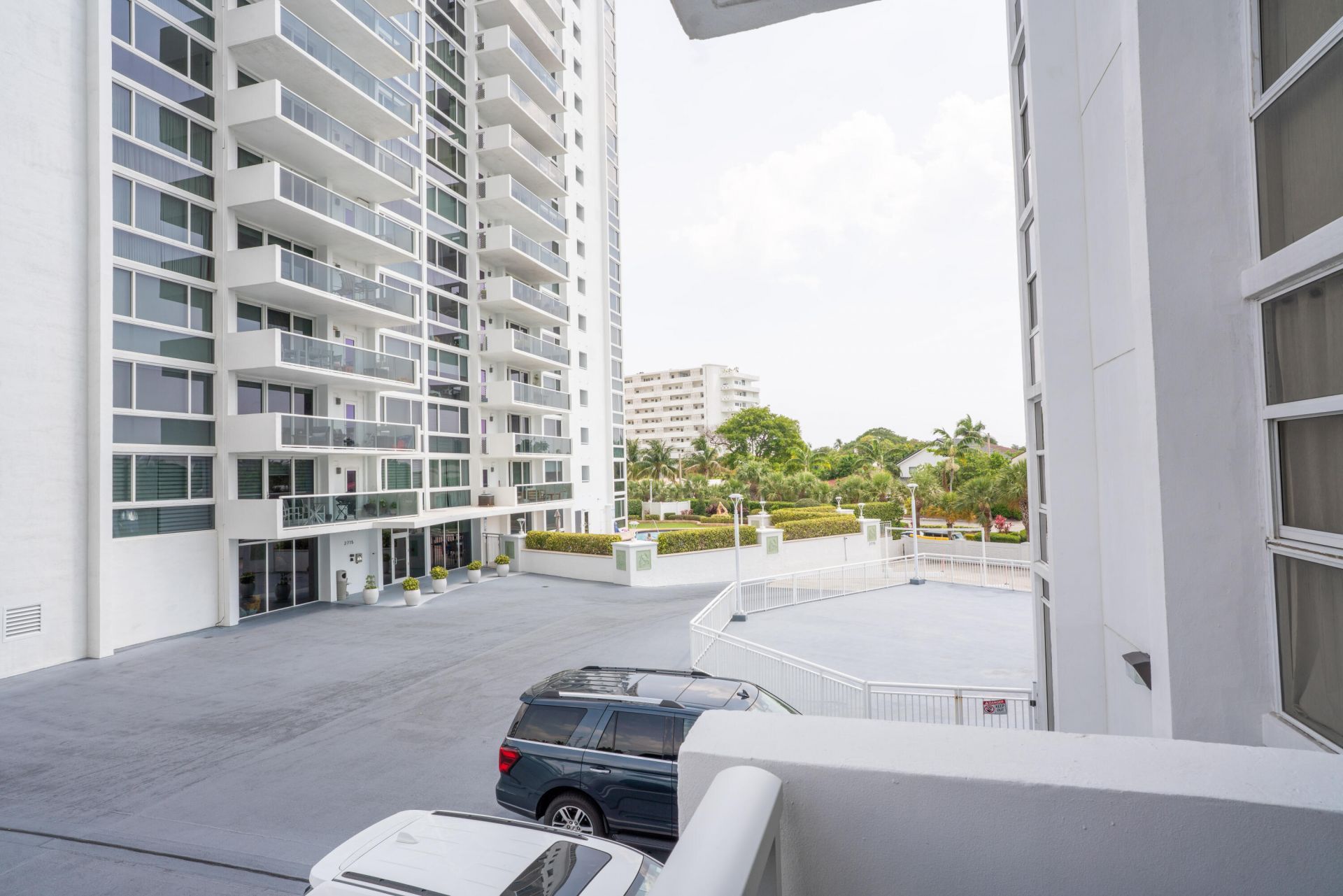 2701 N Ocean Boulevard, Unit 2b, Fort Lauderdale, FL 33308 Photo