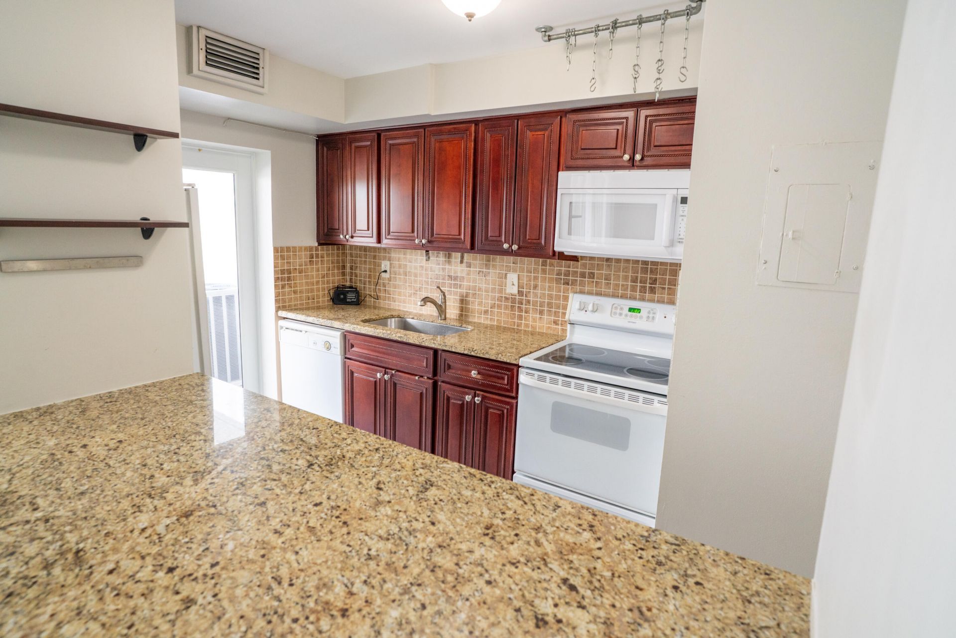 2701 N Ocean Boulevard, Unit 2b, Fort Lauderdale, FL 33308 Photo