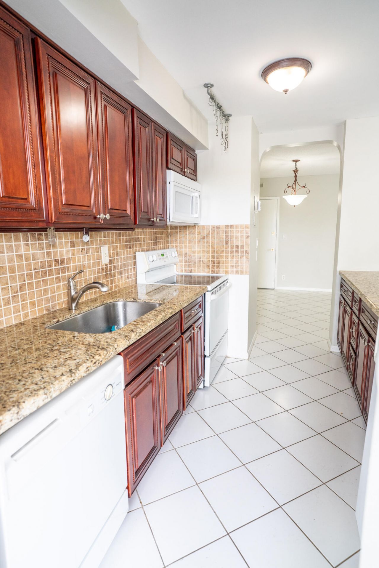 2701 N Ocean Boulevard, Unit 2b, Fort Lauderdale, FL 33308 Photo