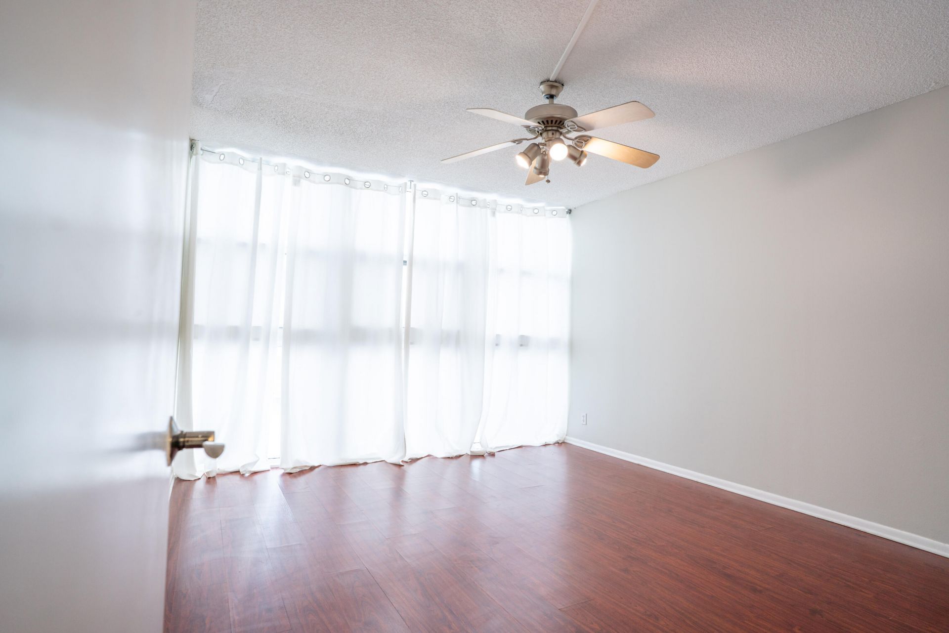 2701 N Ocean Boulevard, Unit 2b, Fort Lauderdale, FL 33308 Photo