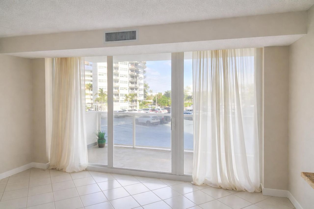 2701 N Ocean Boulevard, Unit 2b, Fort Lauderdale, FL 33308 Photo
