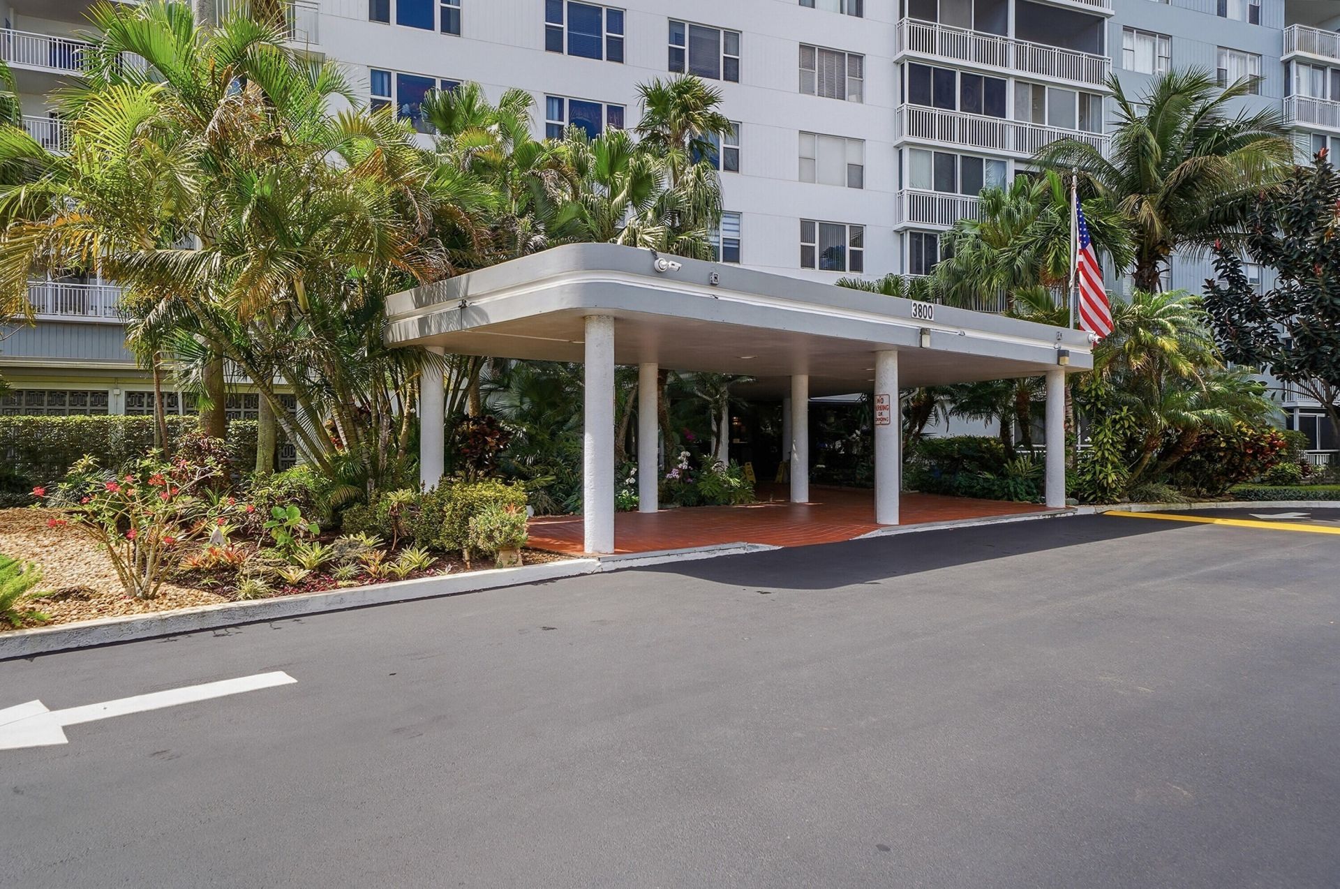 3800 Hillcrest Drive, Unit 310, Hollywood, FL 33021 Photo