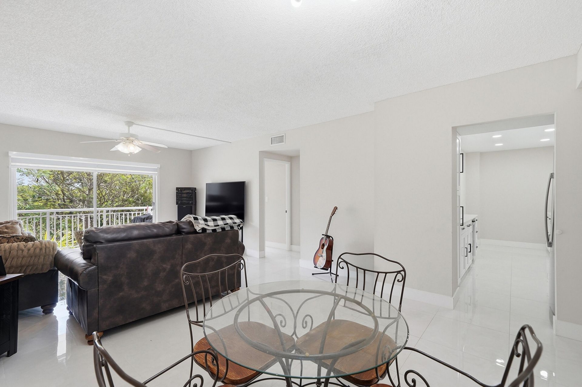 3800 Hillcrest Drive, Unit 310, Hollywood, FL 33021 Photo
