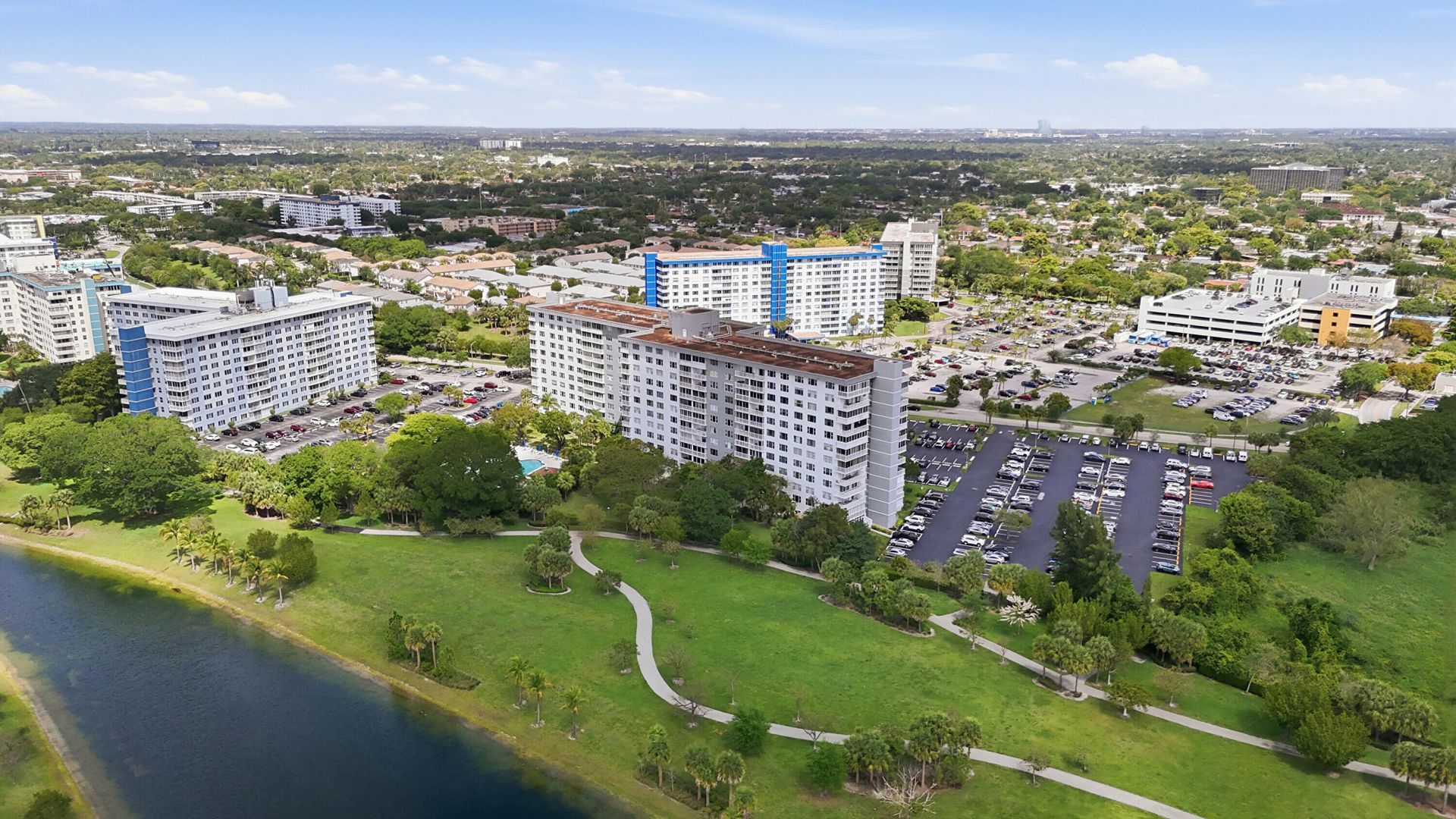 3800 Hillcrest Drive, Unit 310, Hollywood, FL 33021 Photo