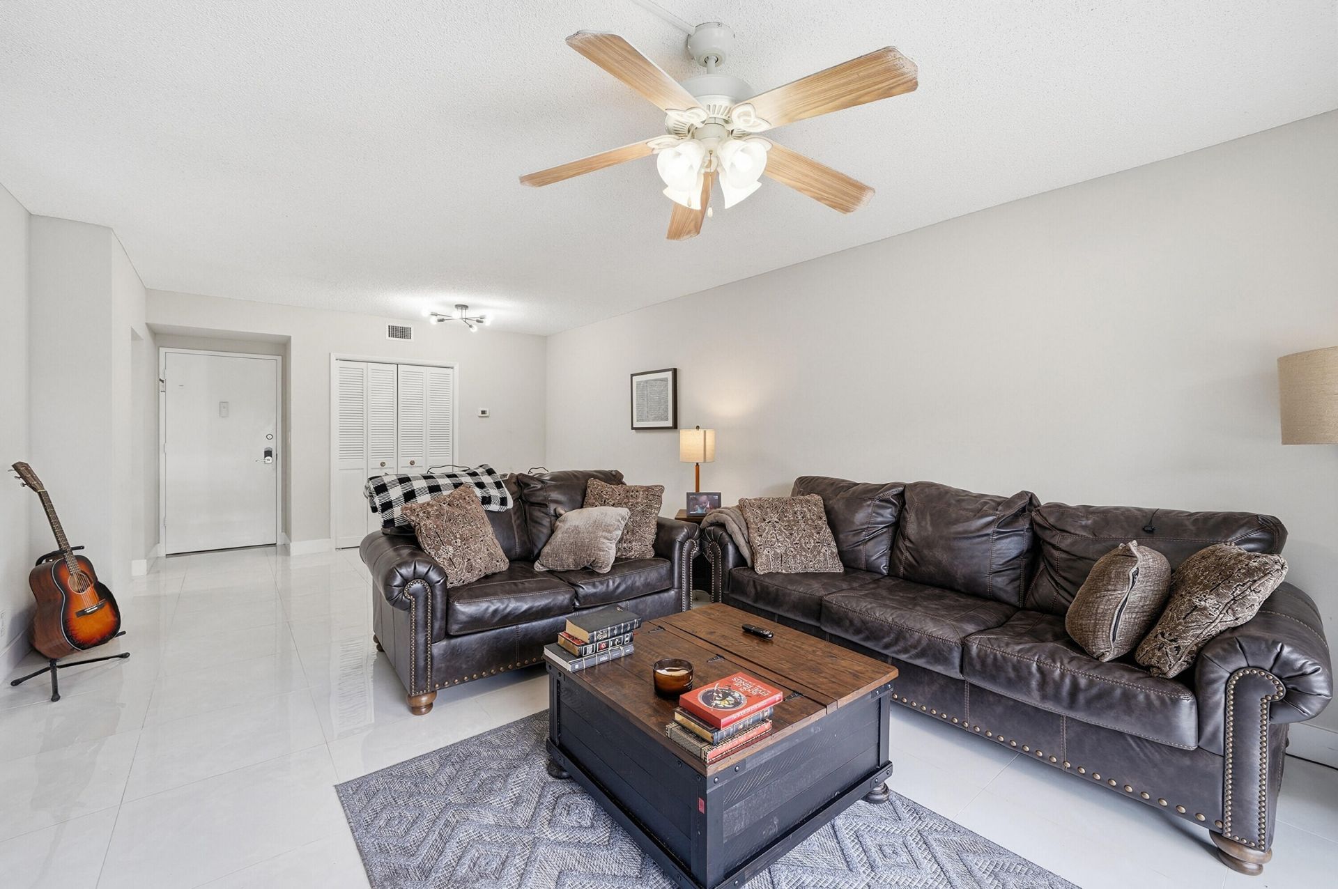 3800 Hillcrest Drive, Unit 310, Hollywood, FL 33021 Photo