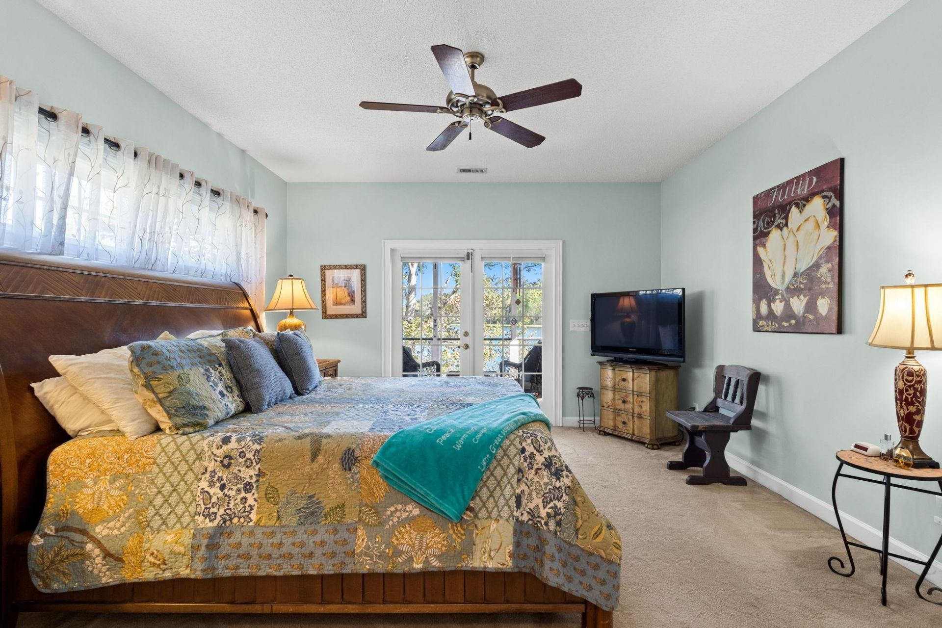 2570 Lake Vista Dr.  Photo 21