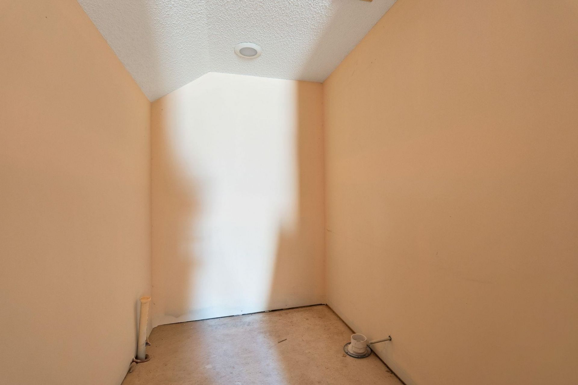 2570 Lake Vista Dr.  Photo 31