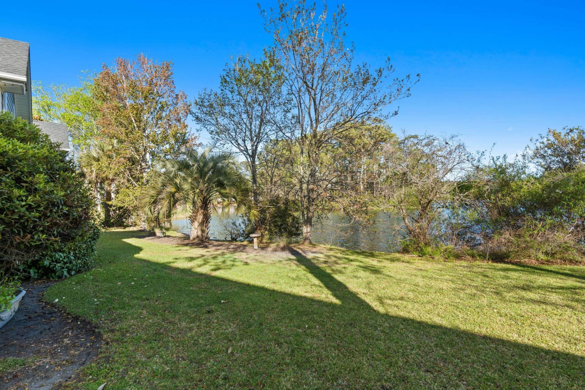 2570 Lake Vista Dr.  Photo 40