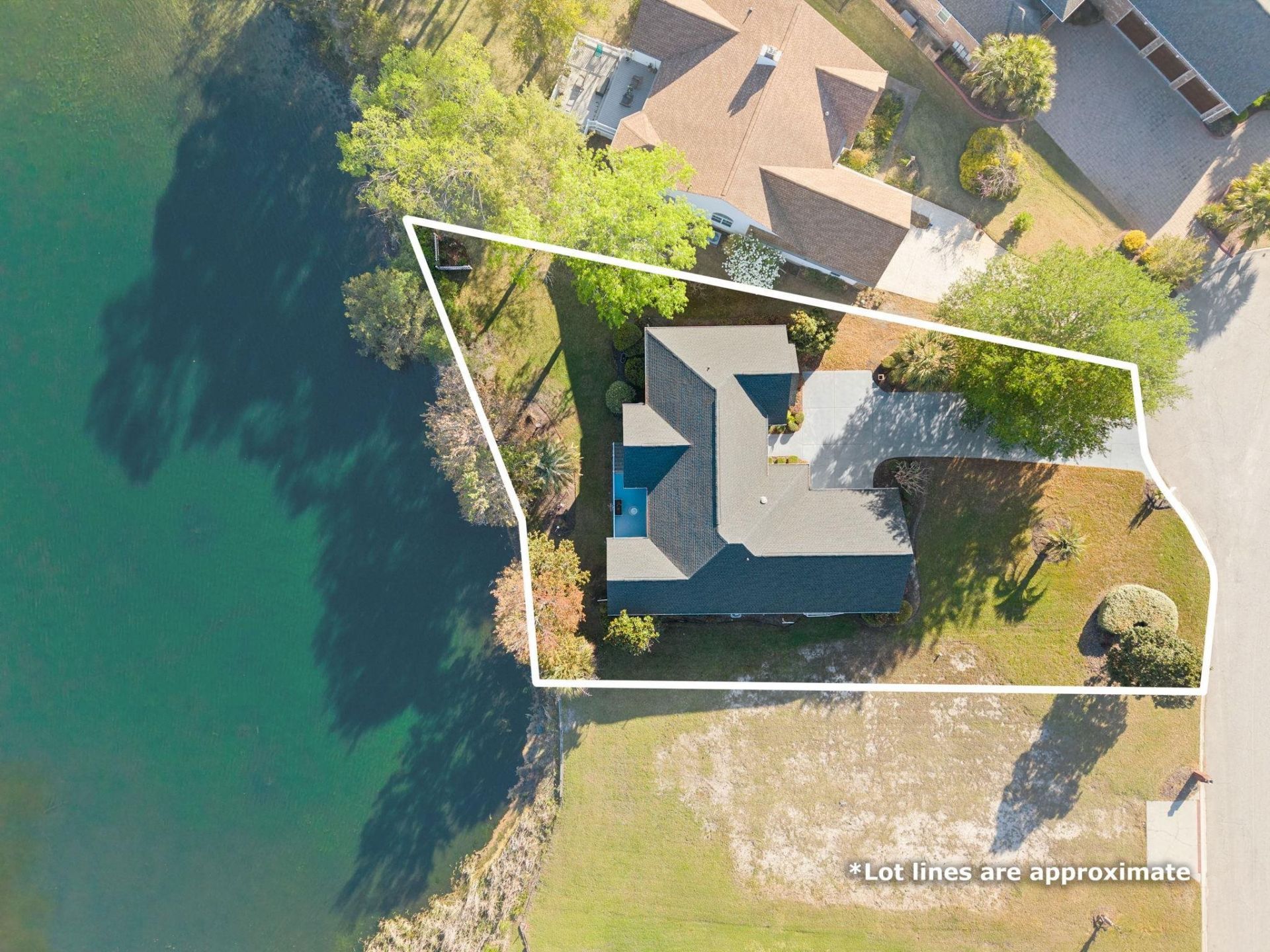 2570 Lake Vista Dr.  Photo 46