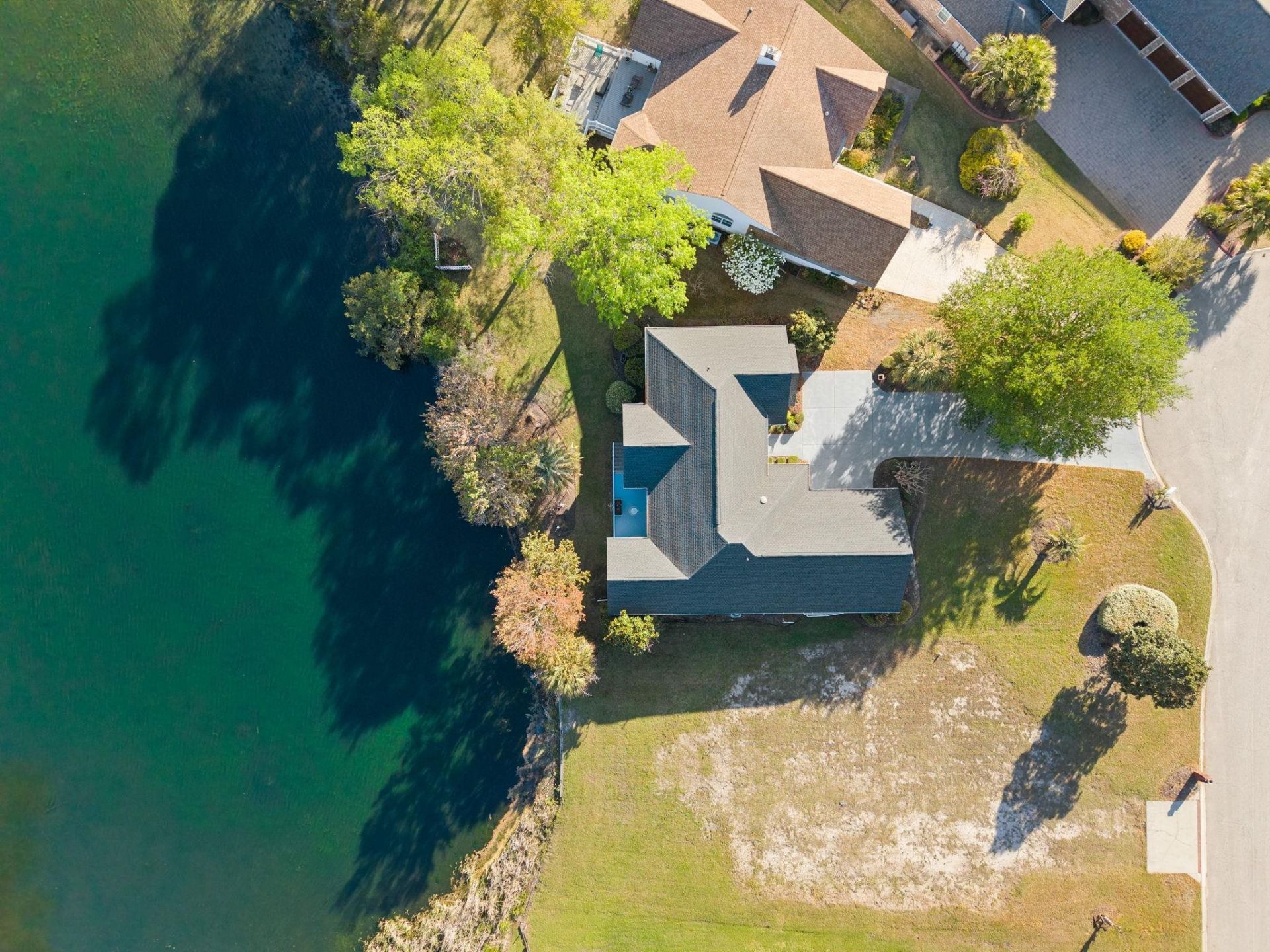 2570 Lake Vista Dr.  Photo 47