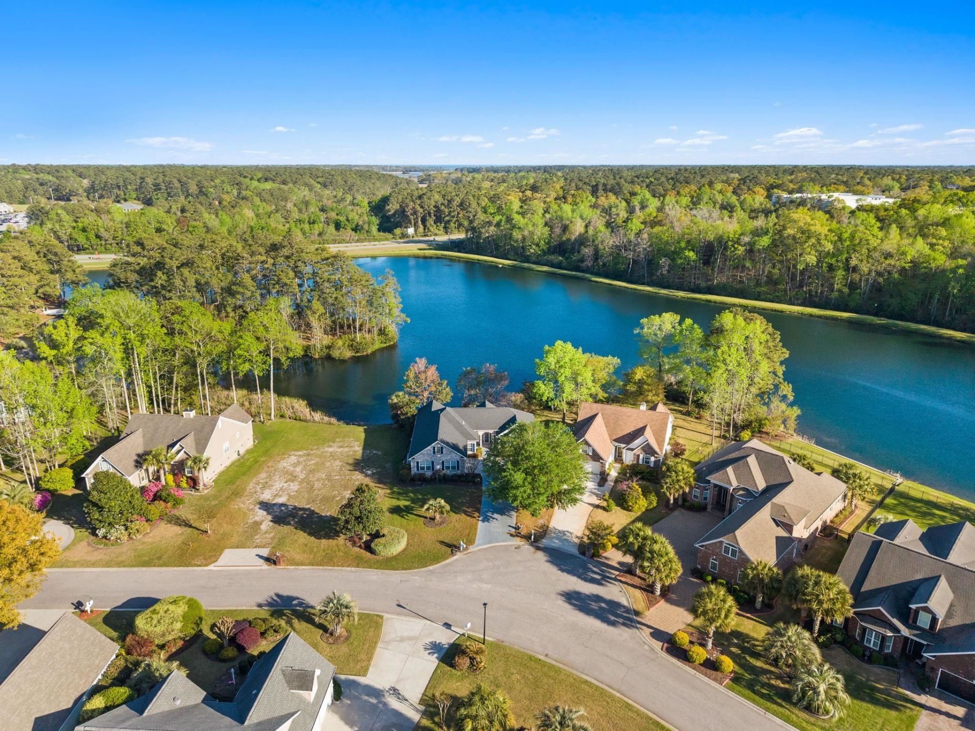 2570 Lake Vista Dr.  Photo 52