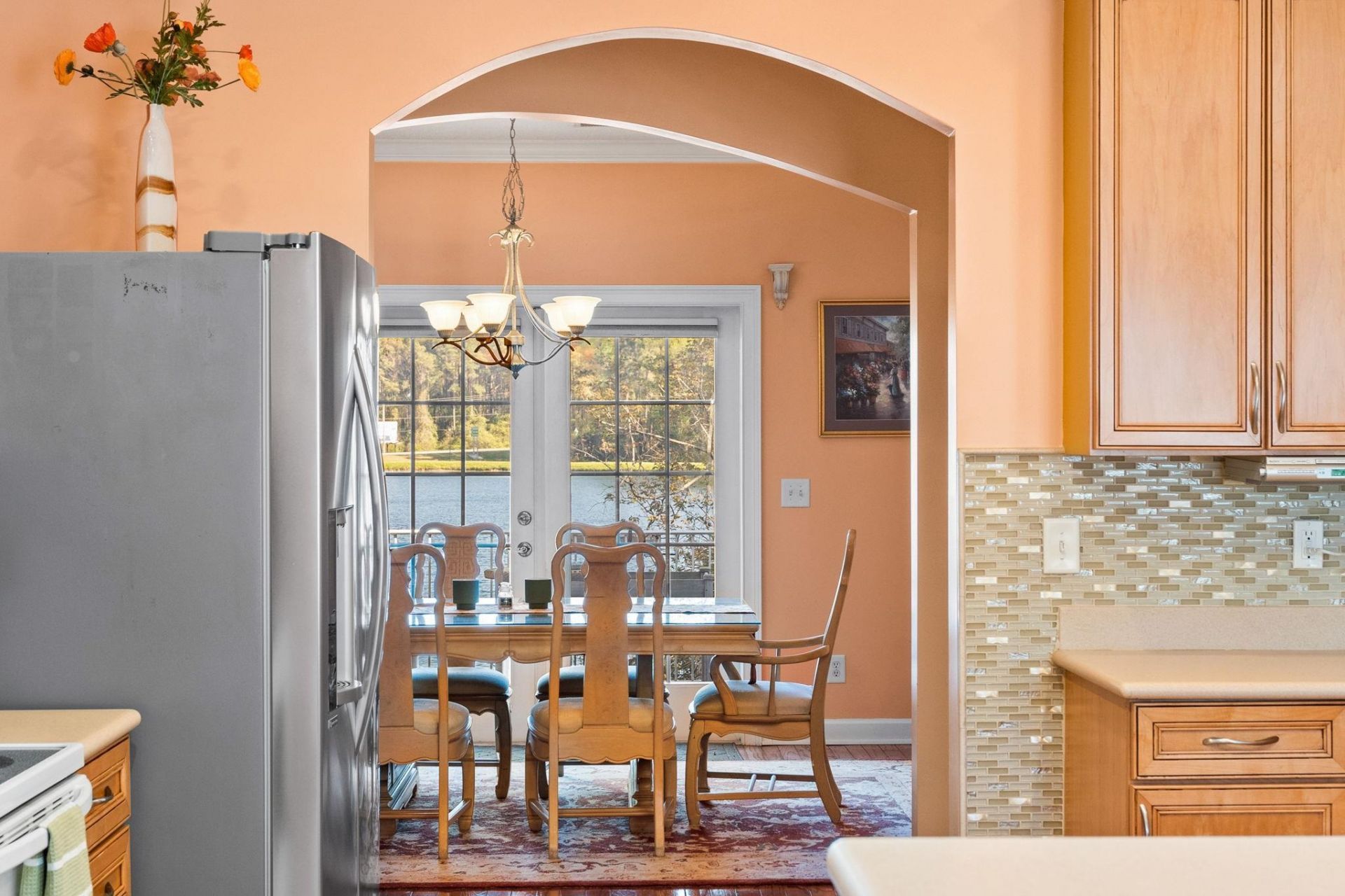 2570 Lake Vista Dr.  Photo 9