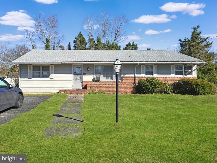 105 Lakeview Drive, Salisbury, MD 21804 Main Photo