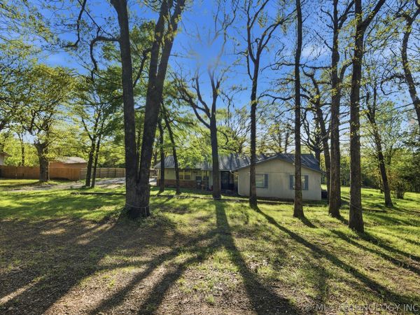 1981 S 70th E, Muskogee, OK 74403