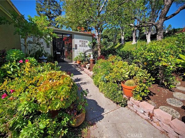 494 Calle Cadiz, Unit A, Laguna Woods, CA 92637