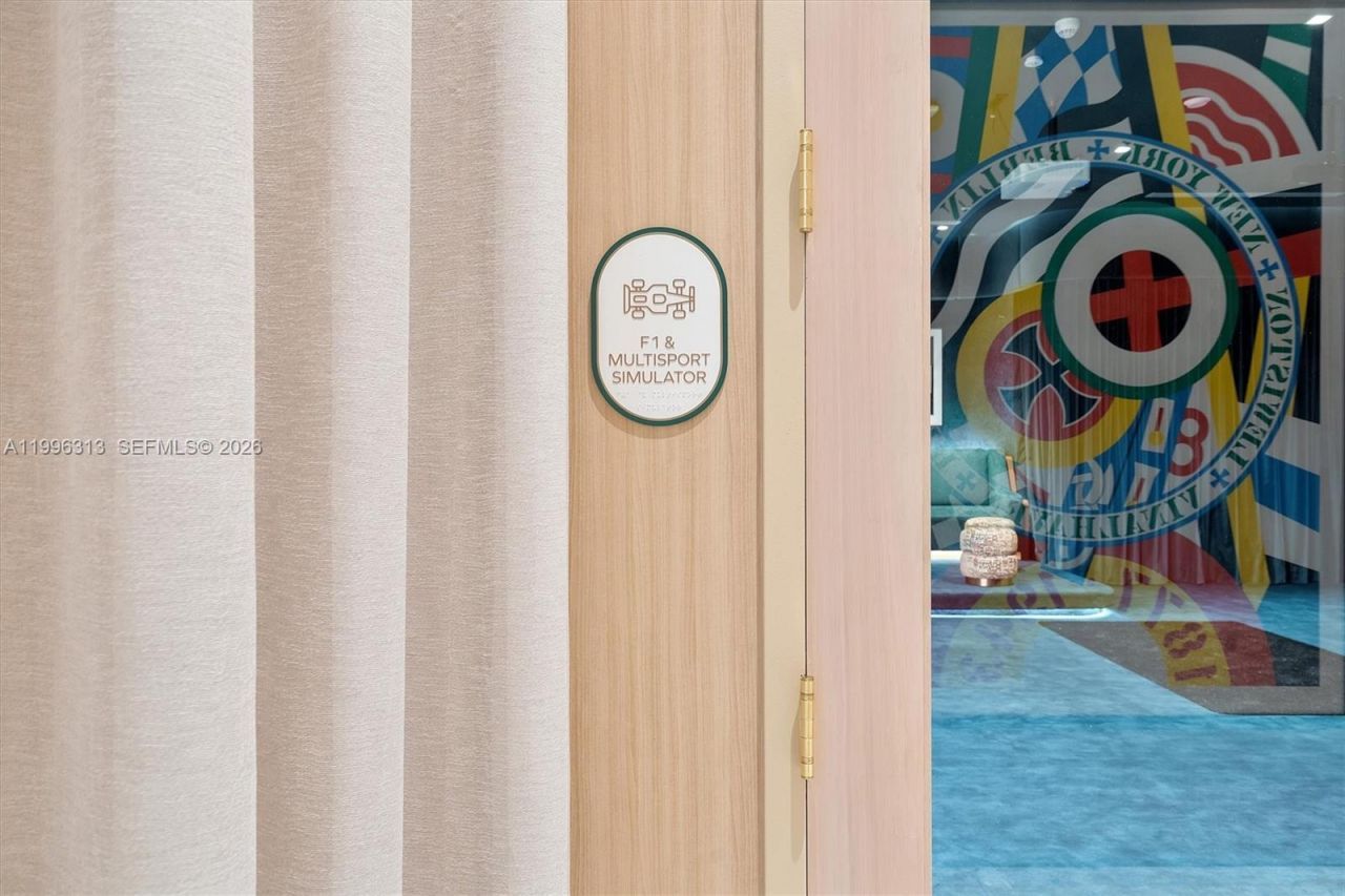 77 SE 5th Street, Unit 4206, Miami, FL 33131 Photo