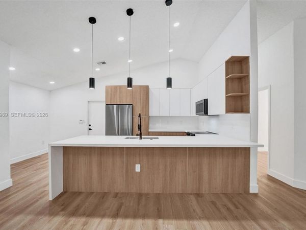 10153 NW 3rd Ct , Plantation, FL 33324