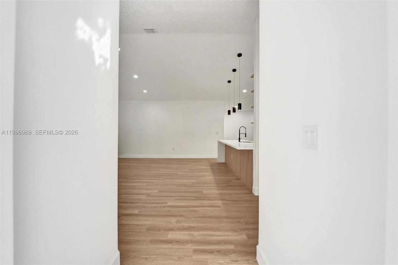 10153 NW 3rd Ct , Plantation, FL 33324 Photo