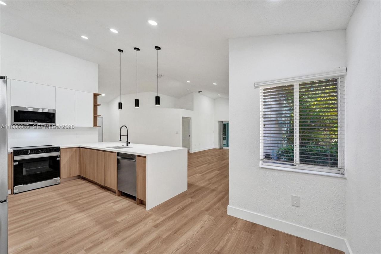 10153 NW 3rd Ct , Plantation, FL 33324 Photo